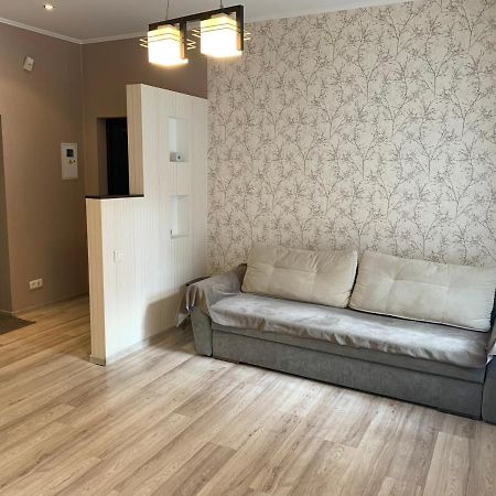Excellent Apartment In The Center Of Odessa エクステリア 写真